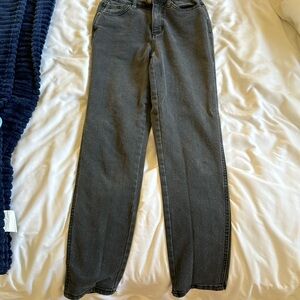 Arizona Jean Co, size 1 straight leg jeans. black